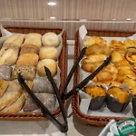 Dinya Szálloda